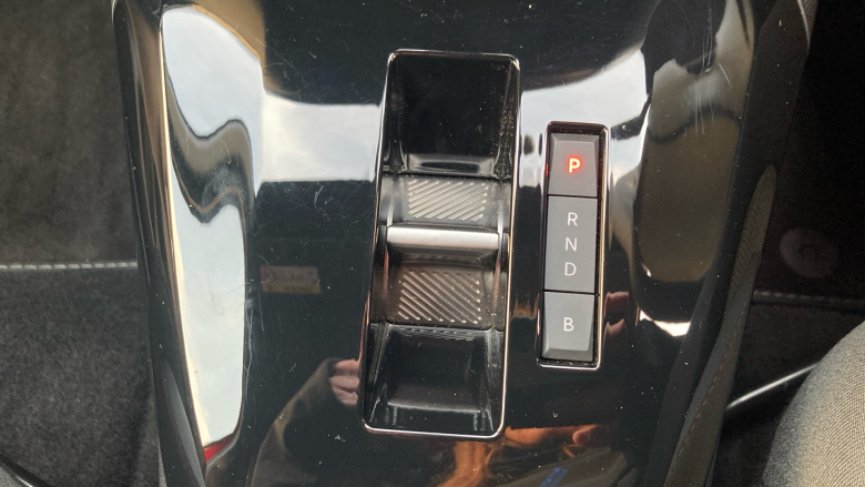 Vauxhall Corsa 100kW Yes 50kWh 5dr Auto Electric Hatchback